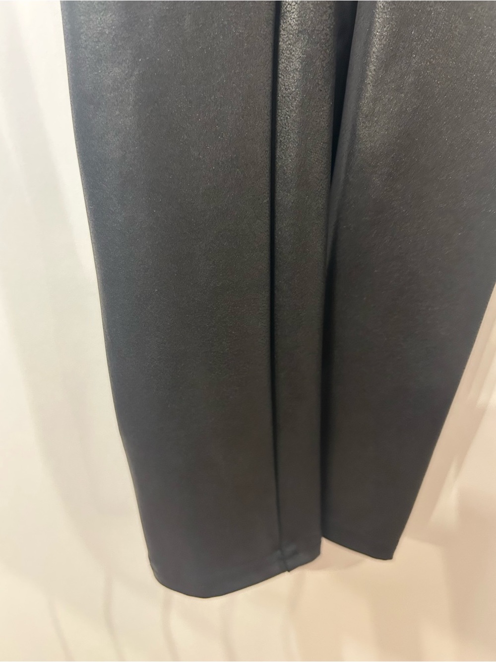 *NWT* SPANX Women’s Mama Maternity Black Faux Leather Leggings, Size XS - Picture 8 of 15